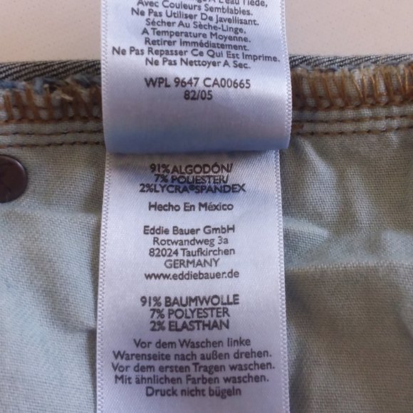 Eddie Bauer slightly curvy boot cut jeans - Picture 4 of 6